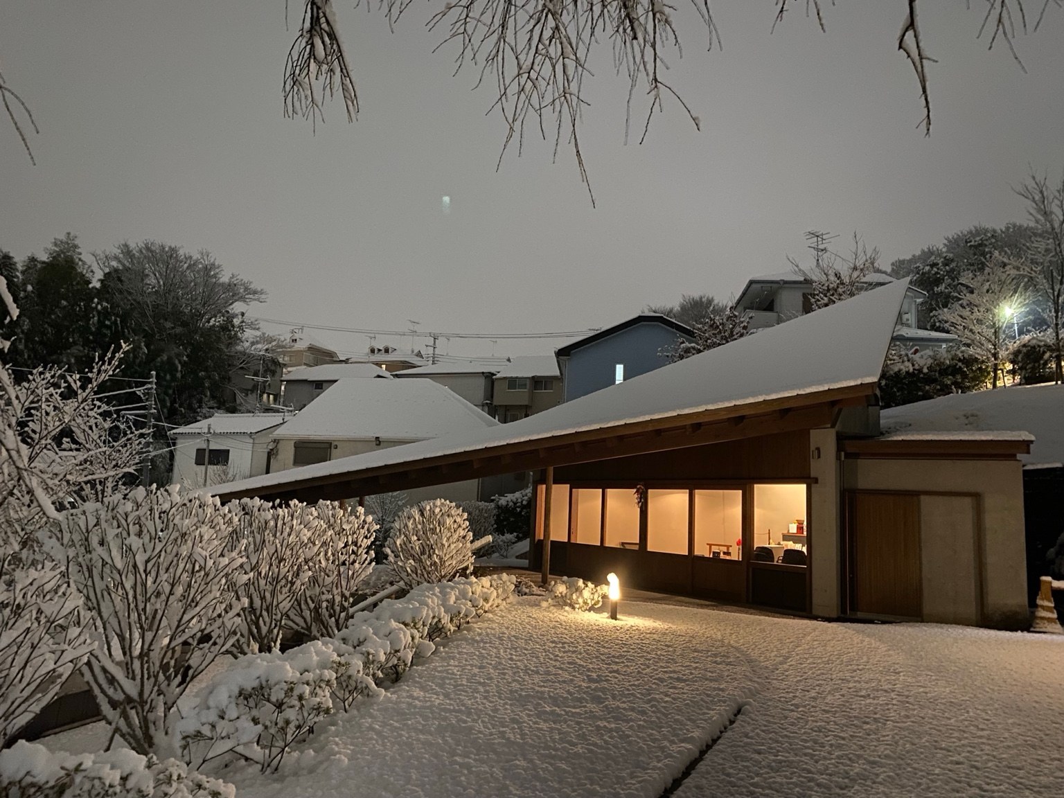 雪の観音堂